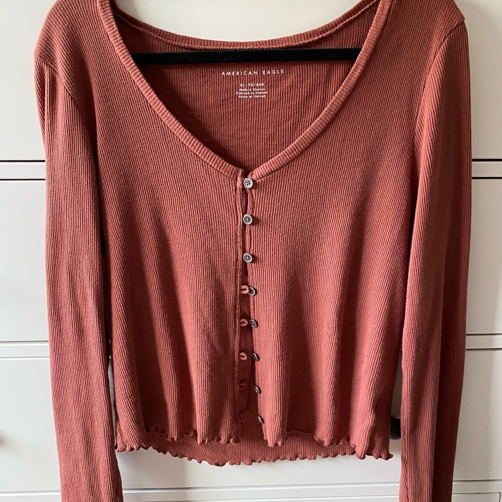 AE lettuce edge long sleeve button up top